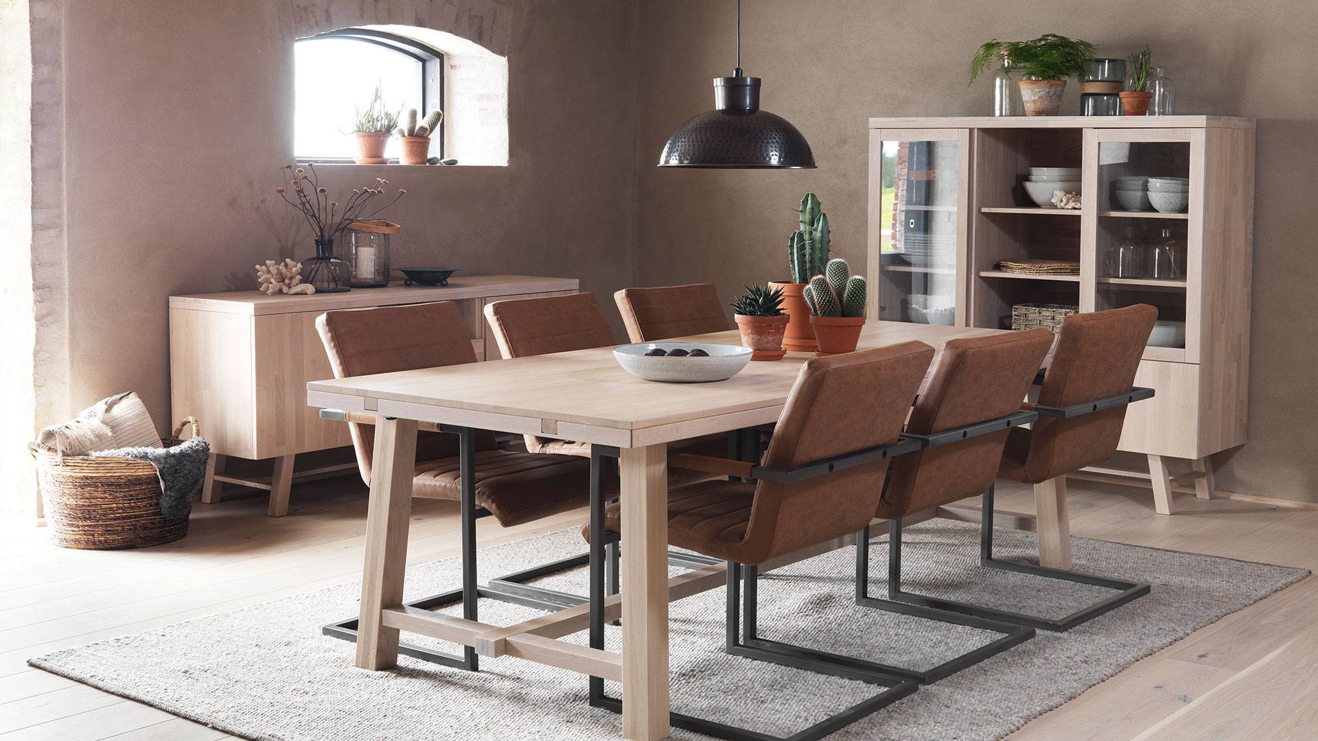 Brooklyn matbord vitpigm. ek 220cm