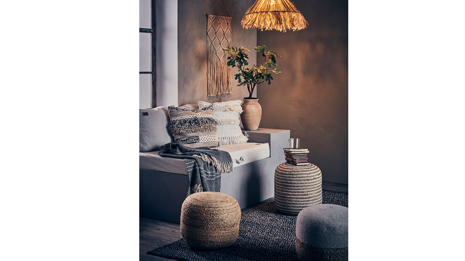 Juni sittpuff natur/elfenben