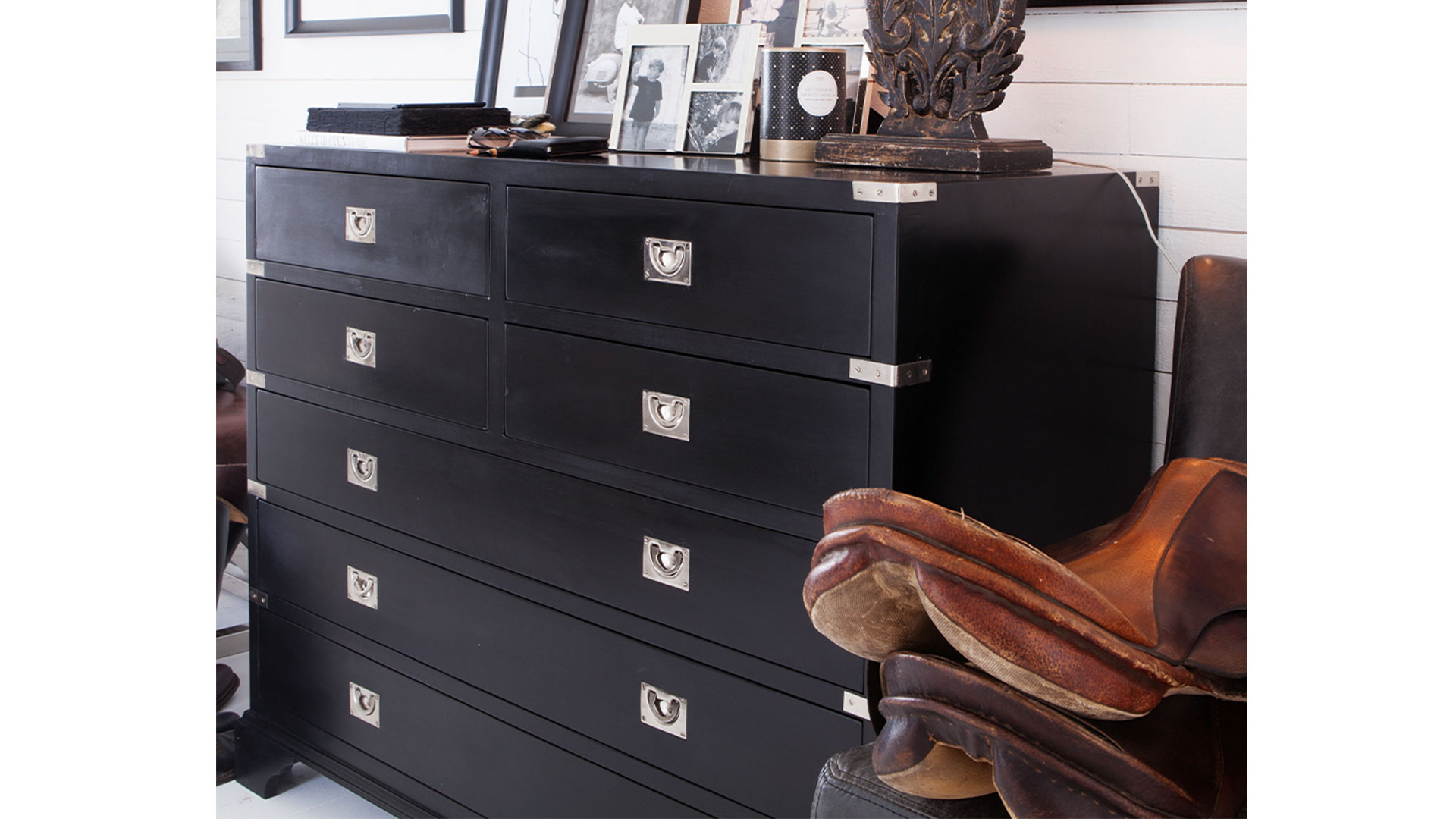 Vermont byrå svart 3+4 lådor