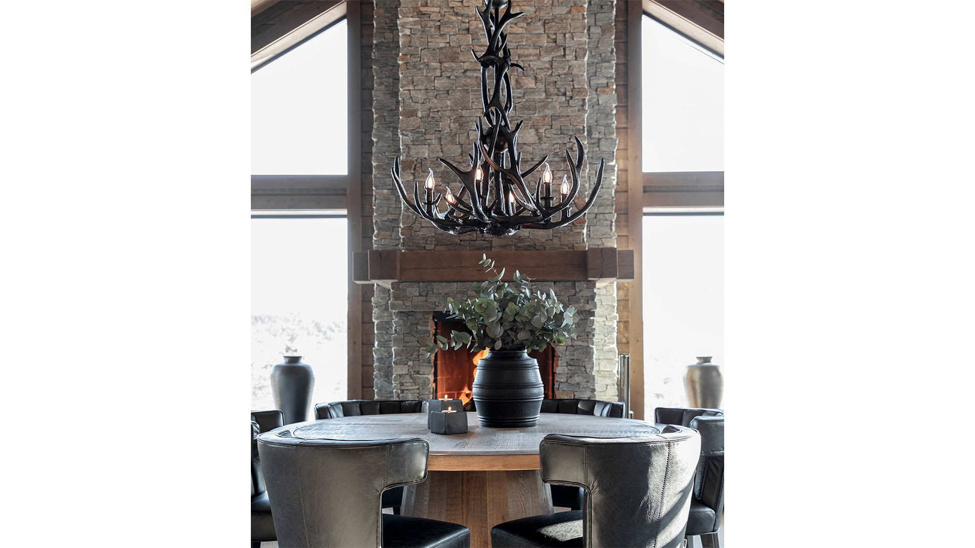 Antler taklampa horn resin svart