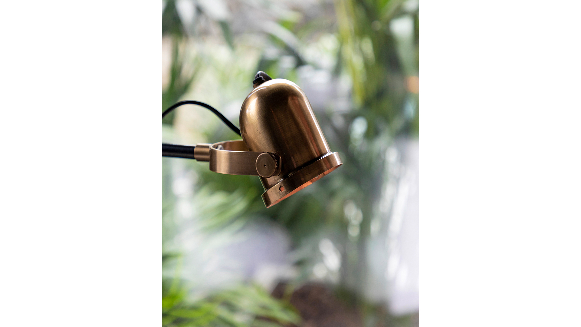 Leipzig golvlampa matt black/antique brass