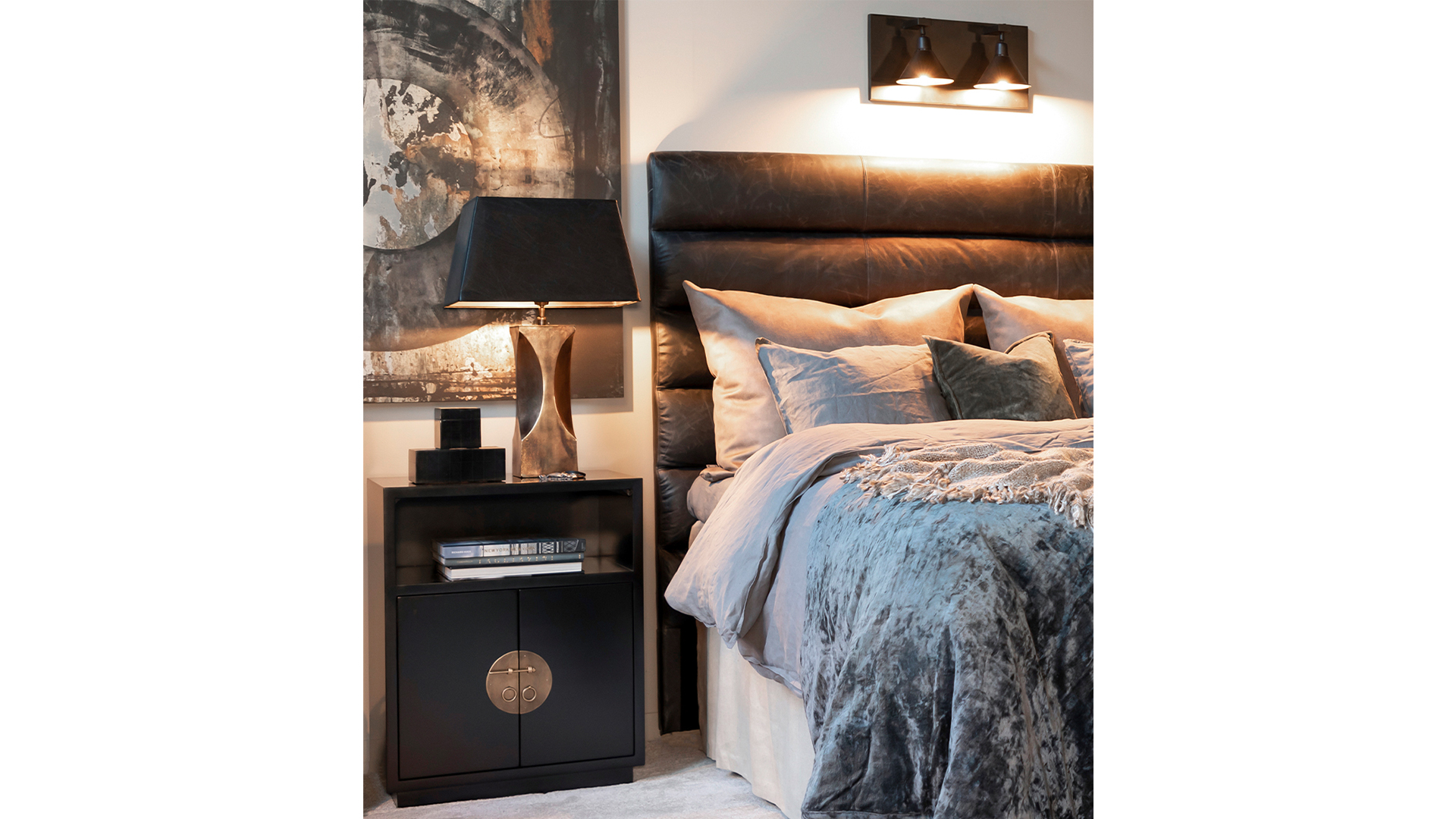 Vezzani lampfot antique brass