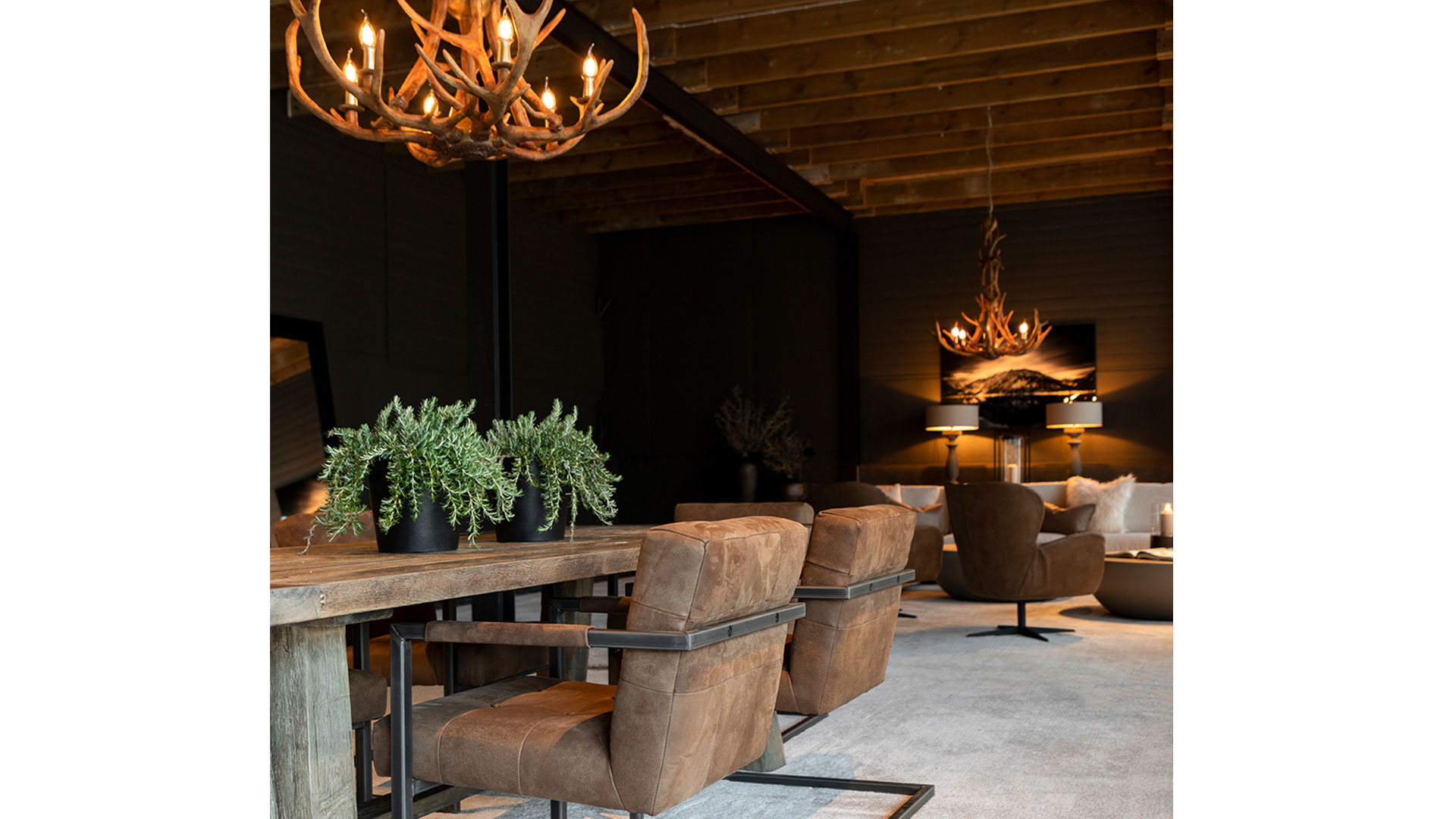 Antler taklampa horn resin/metall