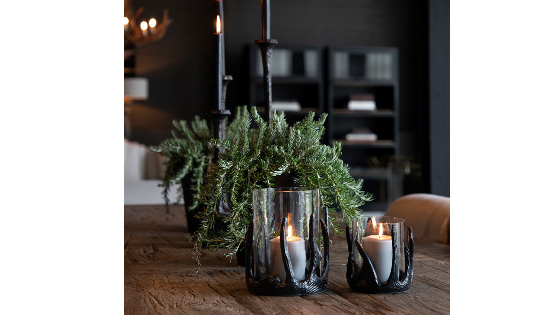 Antler ljuslykta matt black S