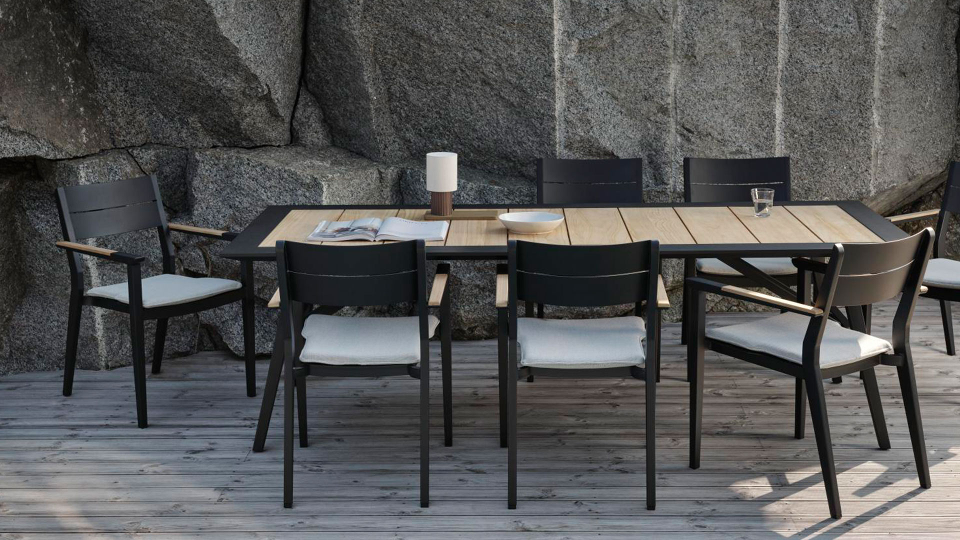 Chios karmstol inkl. dyna svart/teak
