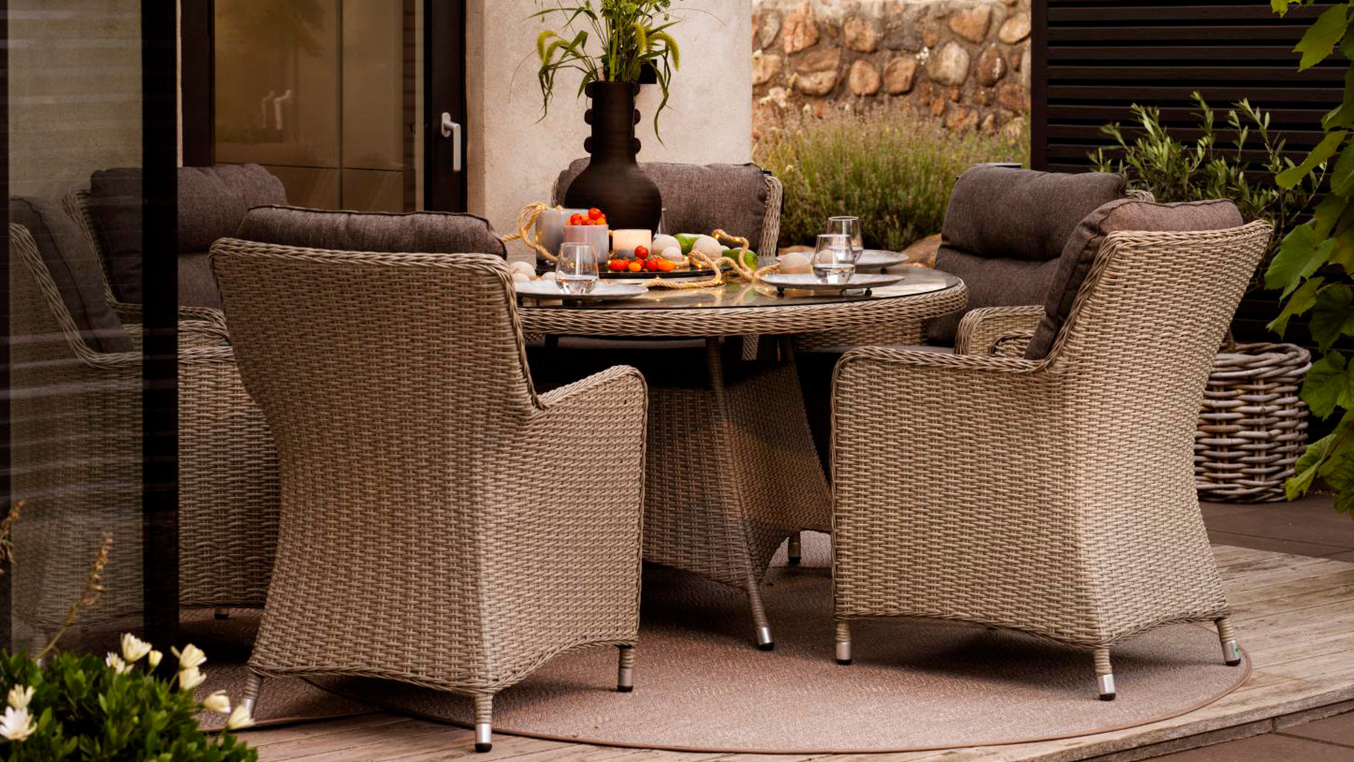 Hornbrook runt  matbord grå/glas 150cm