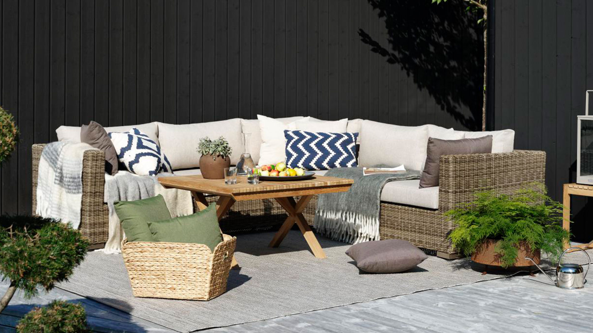 BR-4497_5 Julita soffbord teak 90cm