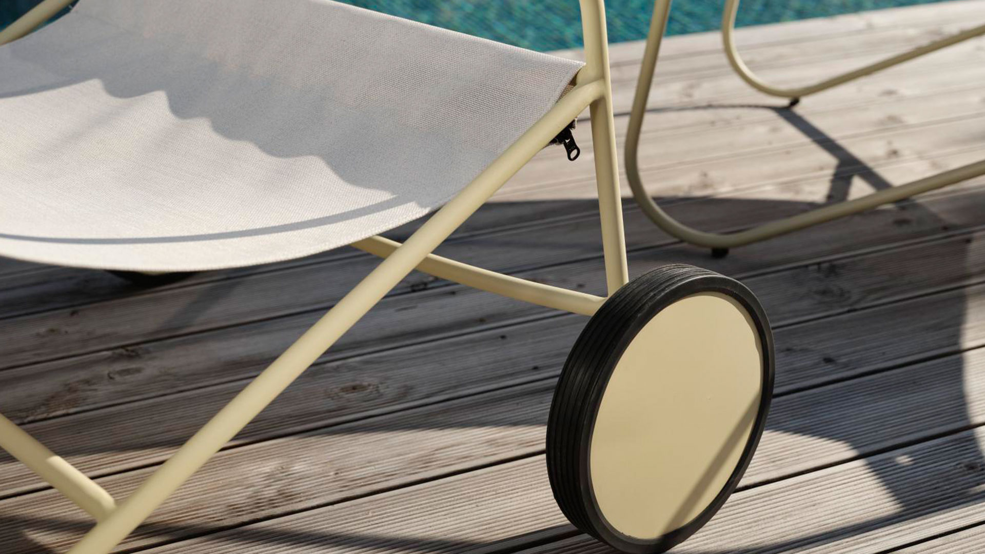 Poul chair loungefåtölj gul