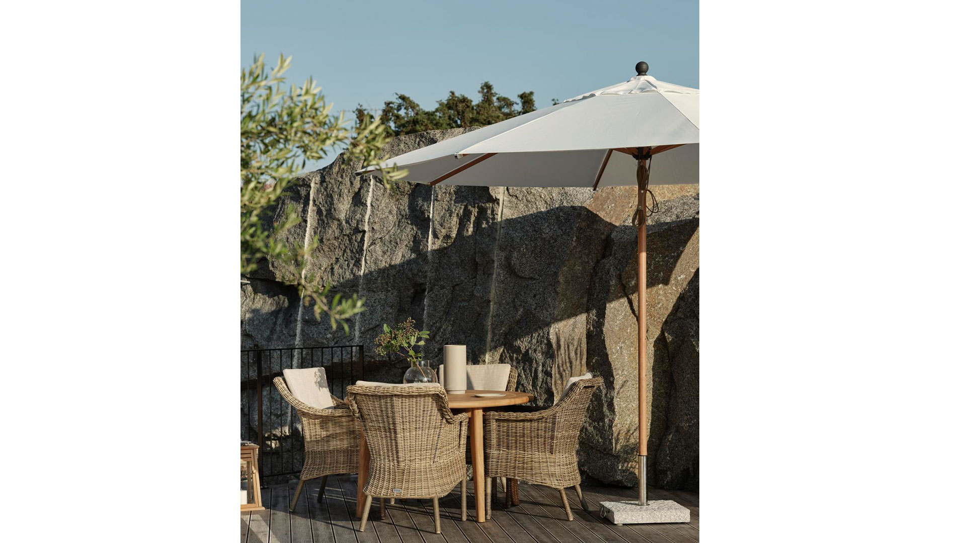 Paliano parasoll natur/trä 300cm