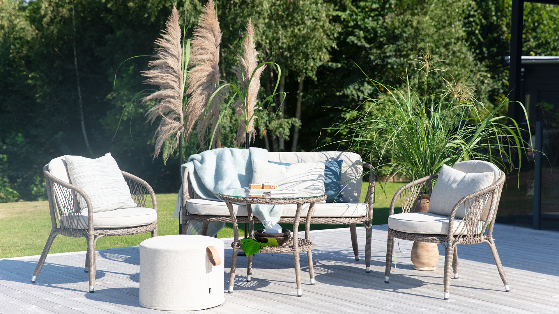 Apel fåtölj natur inkl. dyna