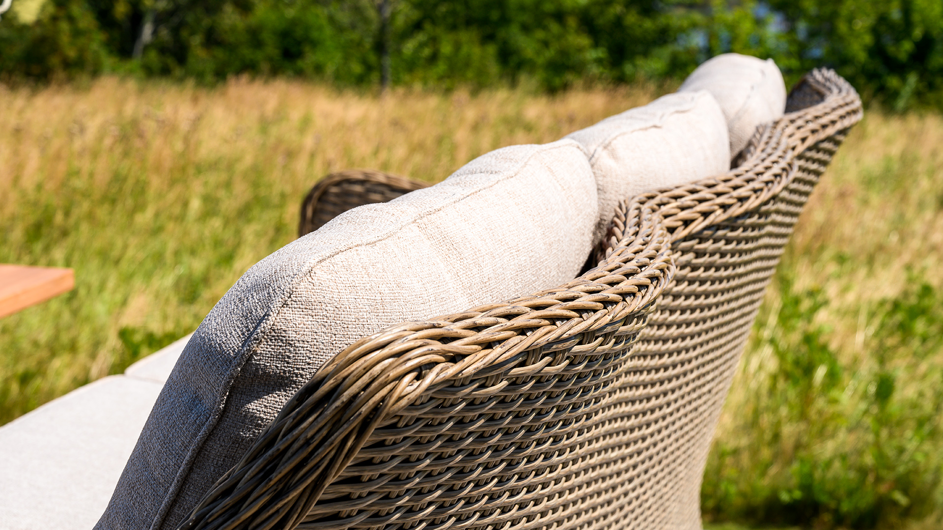 Hornbrook soffgrupp beige