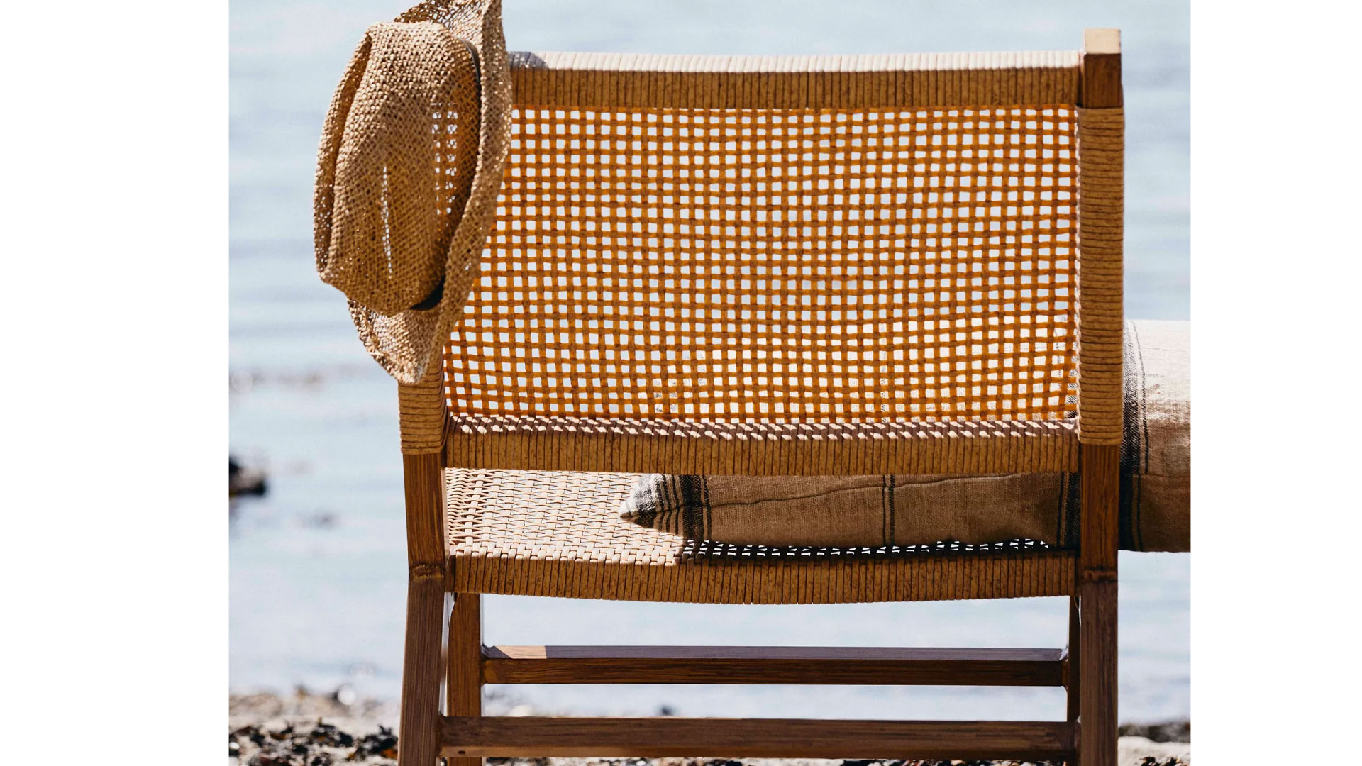 Vasai loungestol ute natur