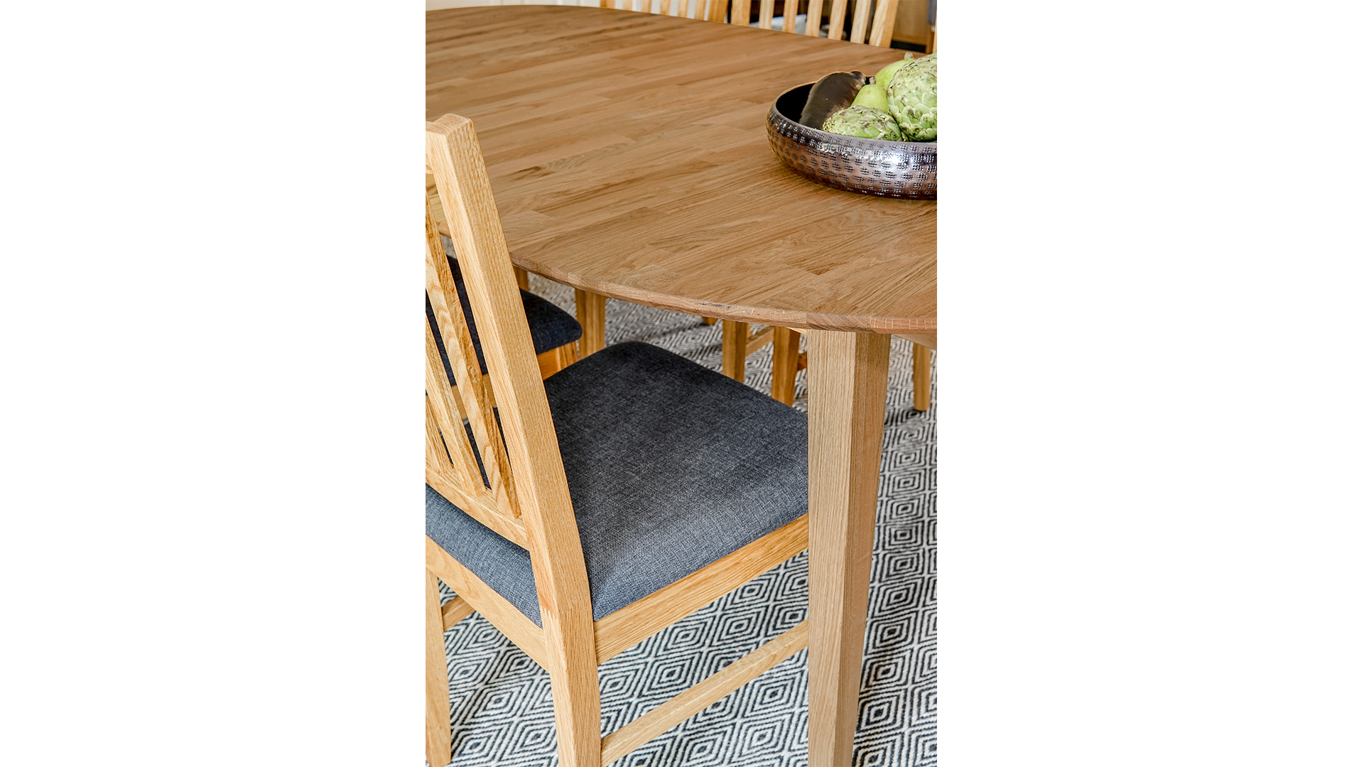 Filippa matbord ek 180cm