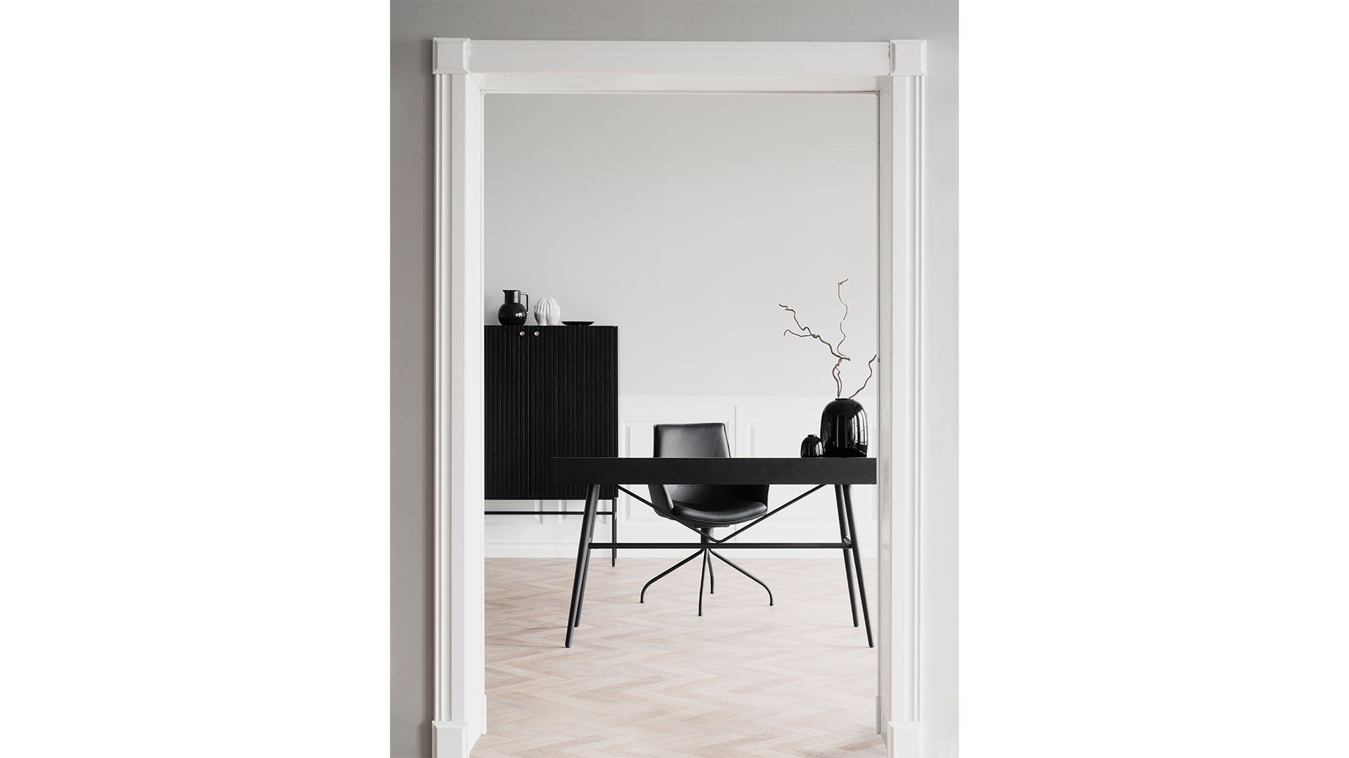 Springdale skrivbord svart