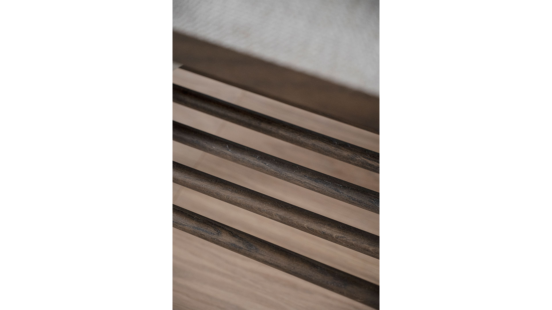 Inverness bänk/skohylla brunlackad ek/beige