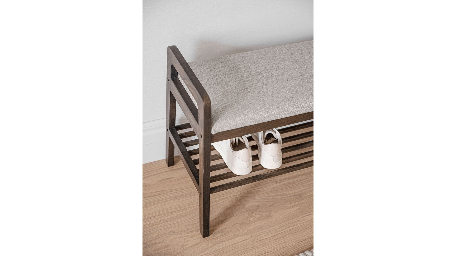 Inverness bänk/skohylla brunlackad ek/beige