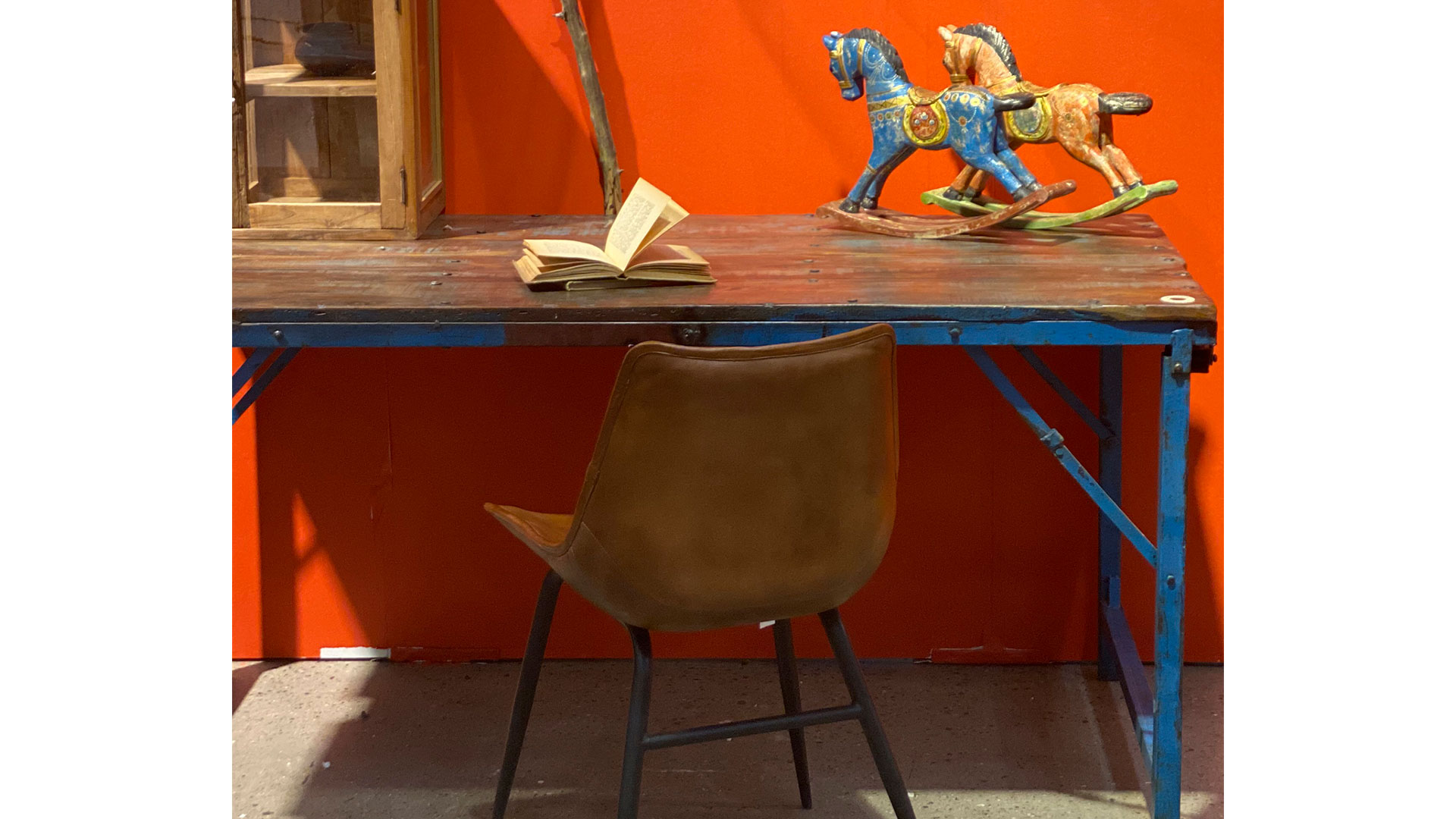 Merlin matbord/soffbord trä/järn