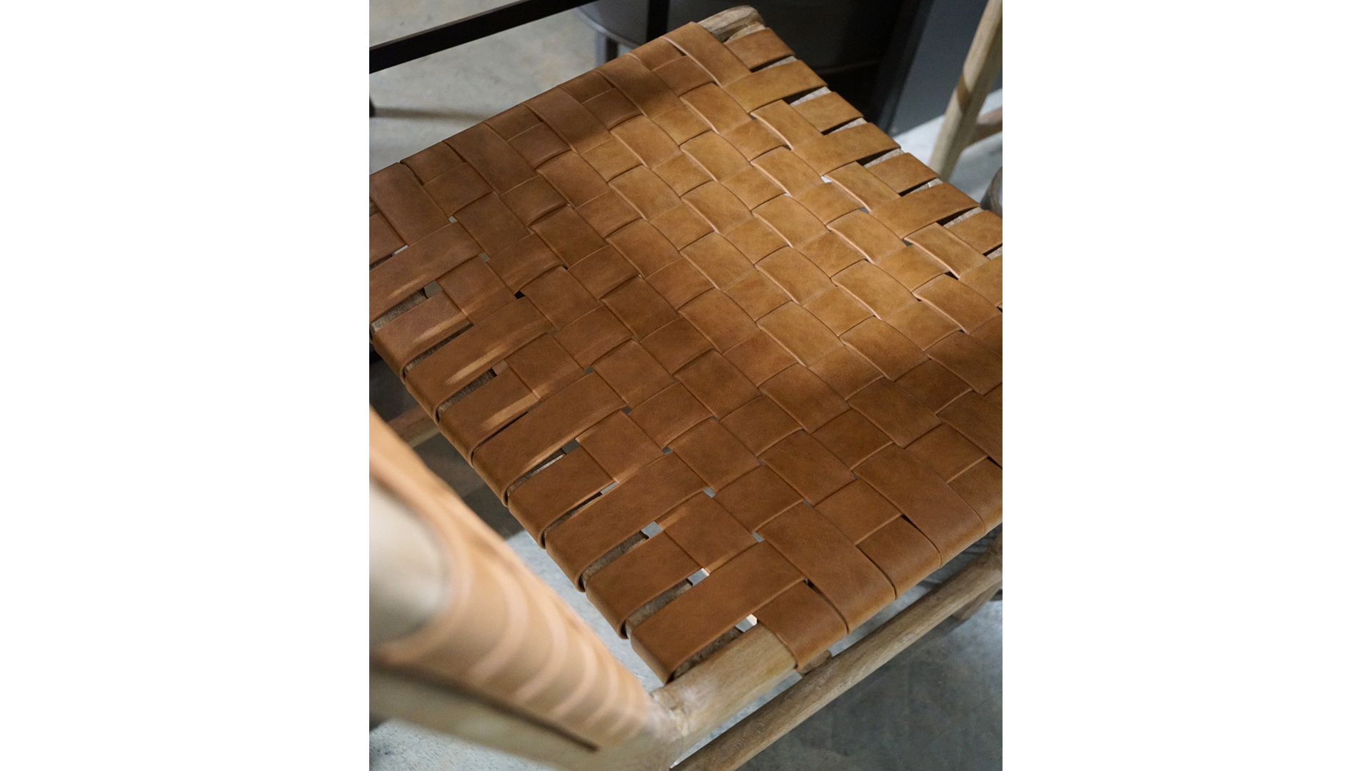 James stol brunt läder