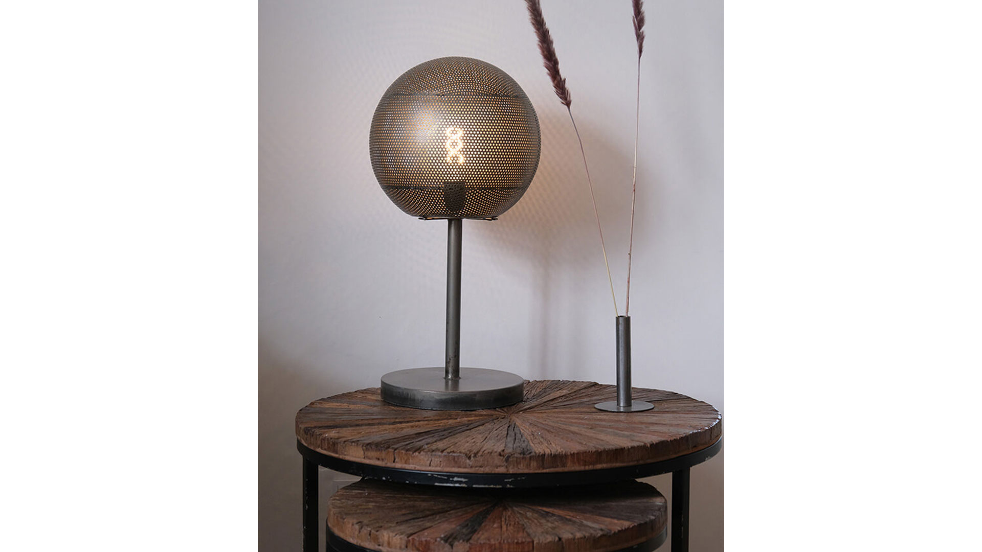 Moonlight bordlampa järn